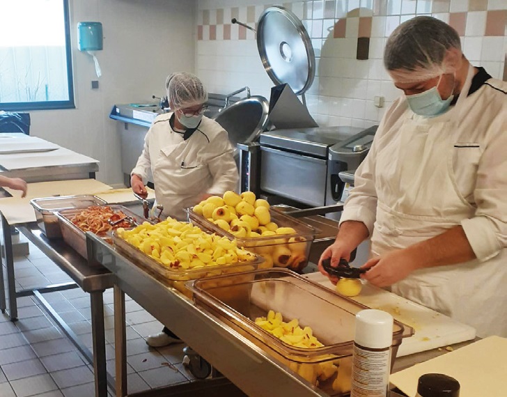 Déville-lès-Rouen s’engage à augmenter sa part de bio à la cantine